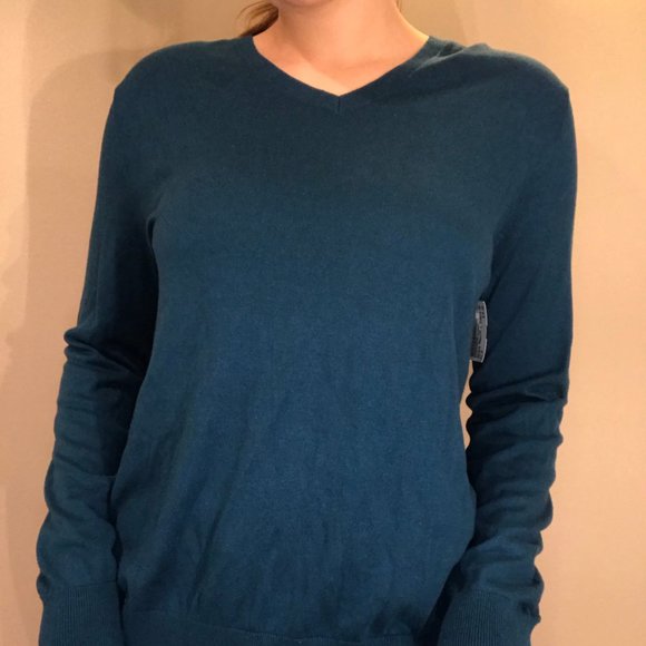 Sweet Blue Banana Republic Sweater Size M - Picture 1 of 8